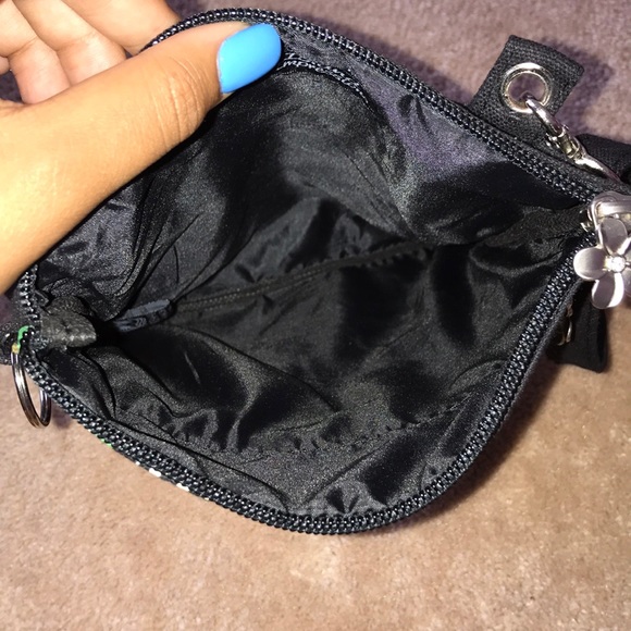 flower patterned cross body bag with 3 pockets - Picture 2 of 5